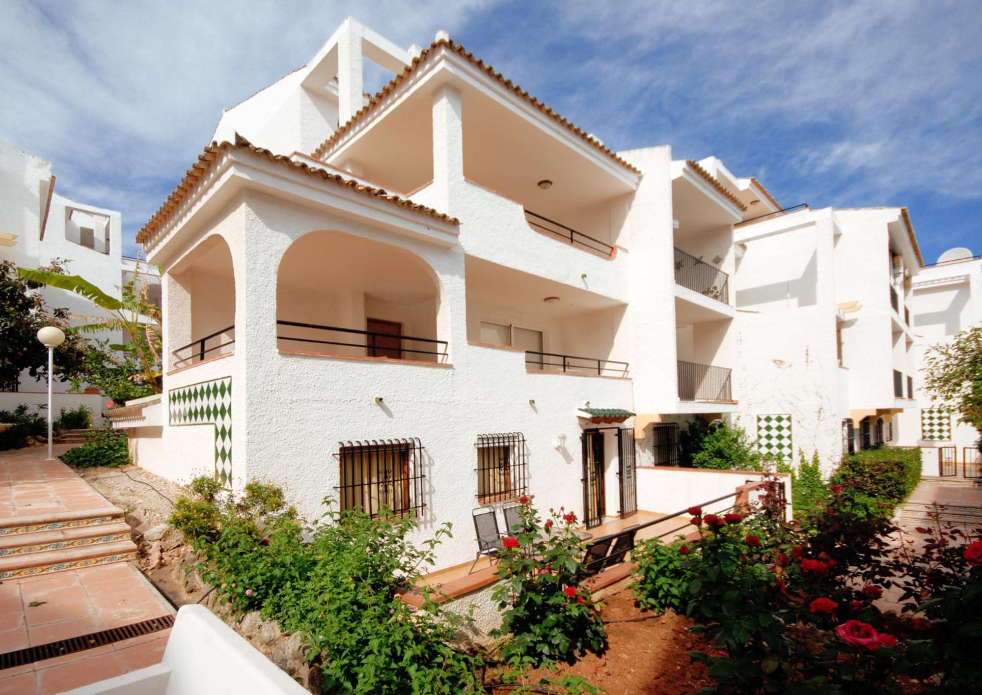 Complejo Bellavista Residencial Apartment Пего Екстериор снимка