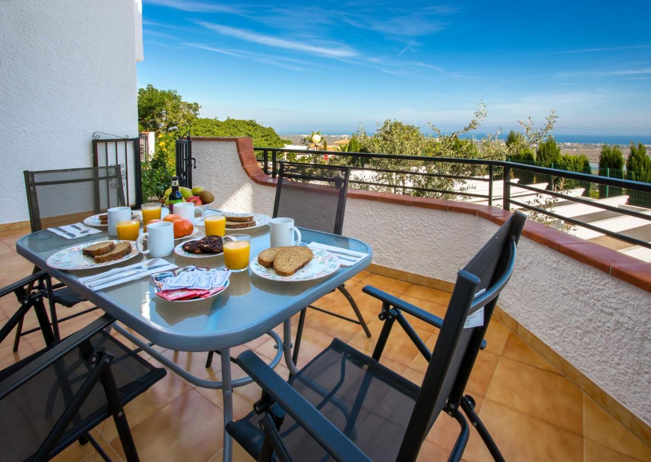 Complejo Bellavista Residencial Apartment Пего Екстериор снимка